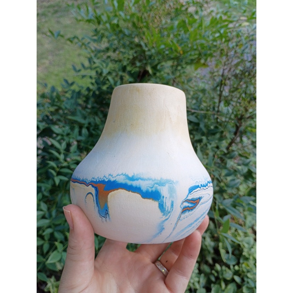 Nemadji pottery vase‎ Blue, Gold Swirl 5" Indian River USA Clay